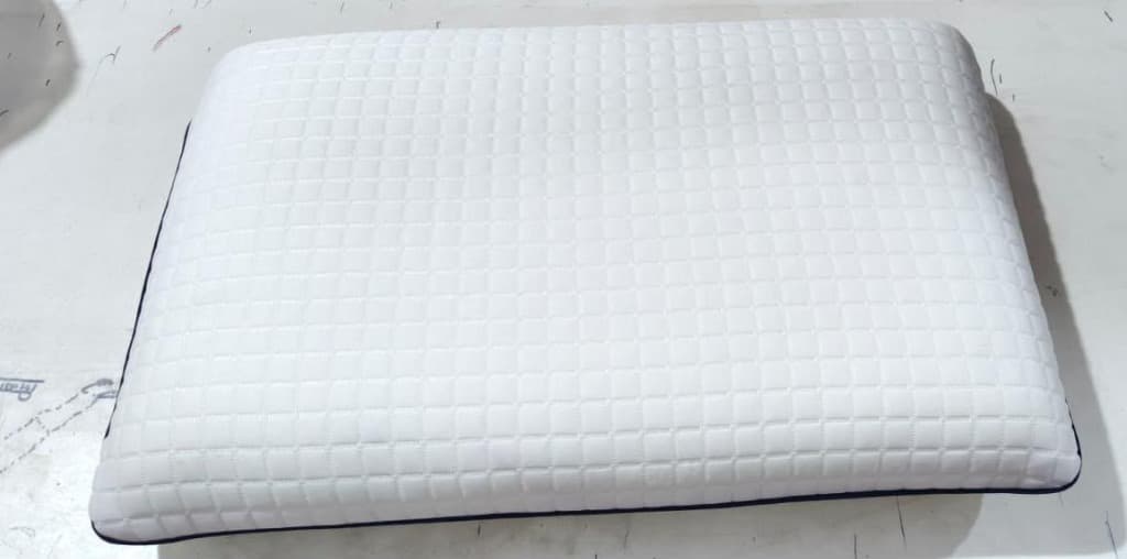 Restkore Premium Pillow thumbnail 2